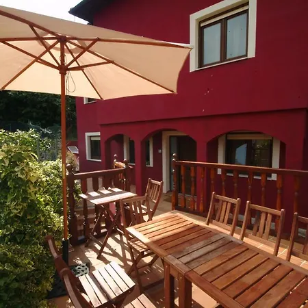 La Trufa Roja Apartment *